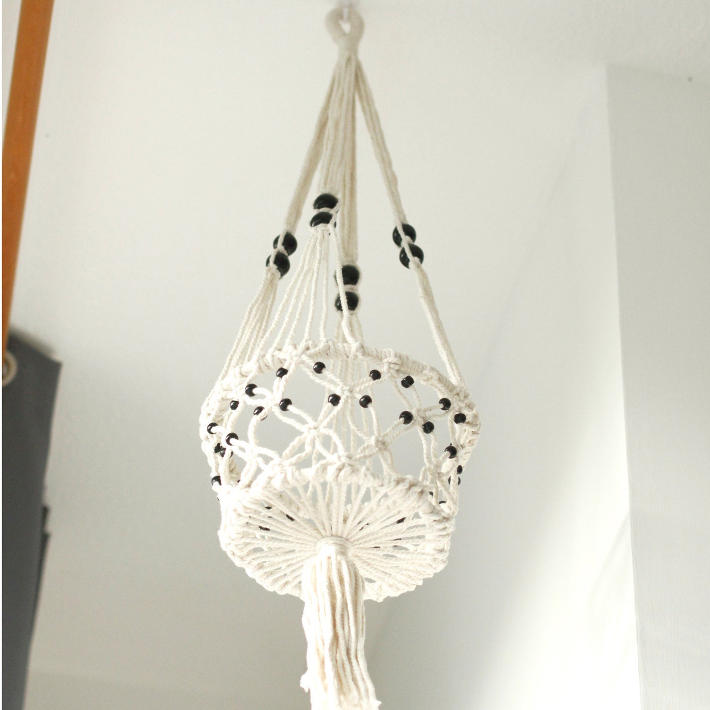 Macetero de Macrame - Gran con Cuentas - MAENA HOME